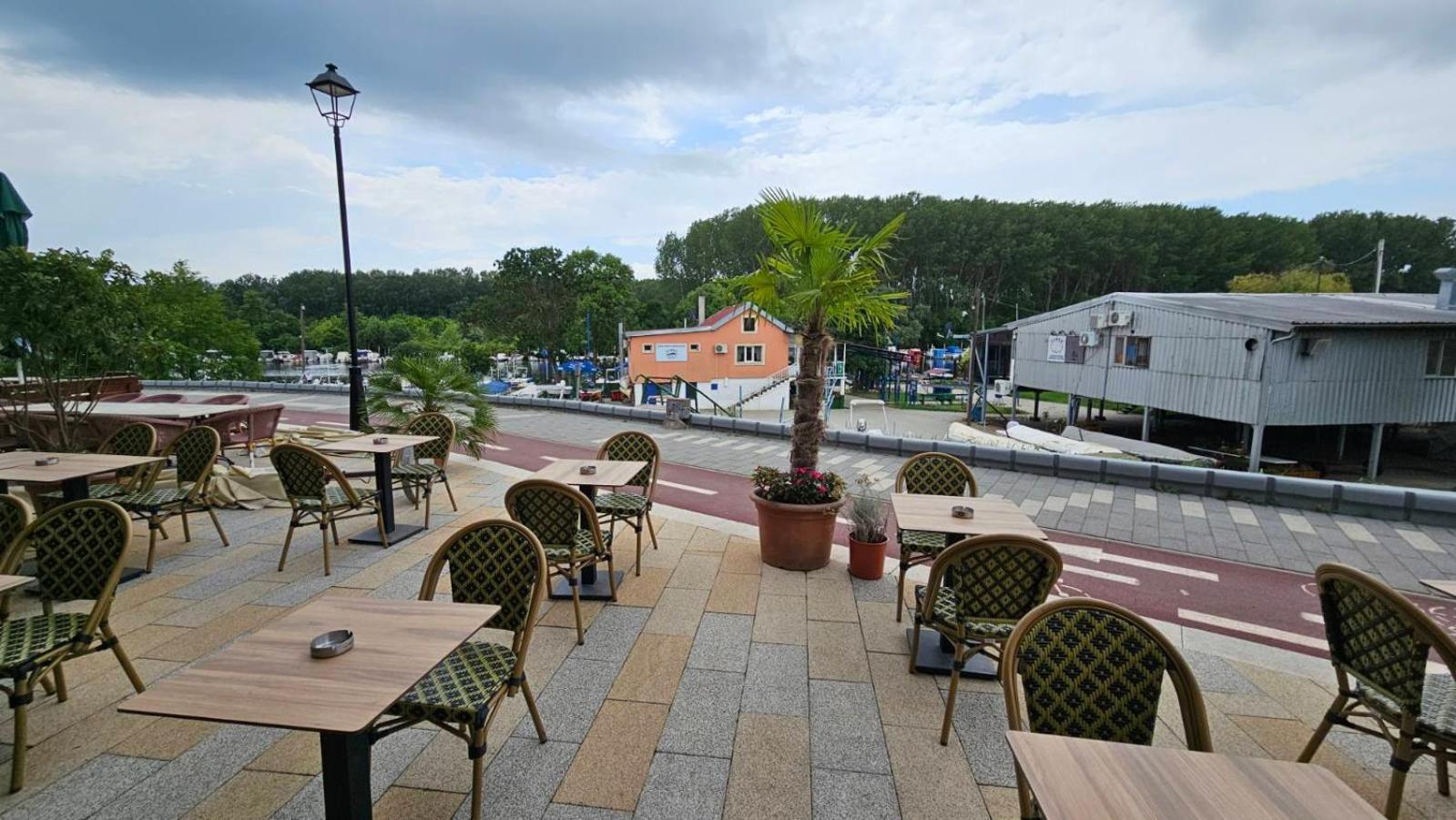Soul River E Cucina Pancevo Exterior photo